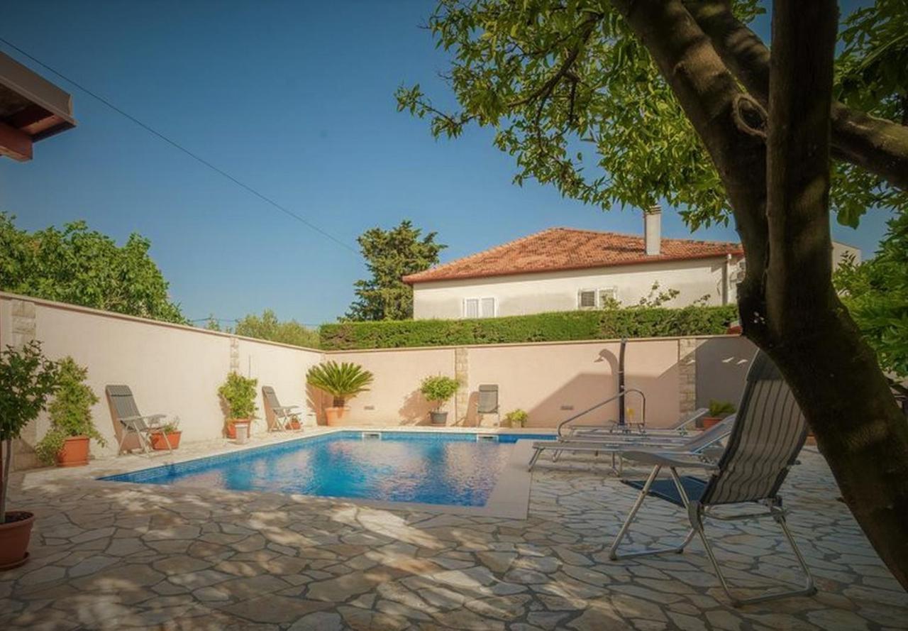 Odesa With Shared Pool Zadar