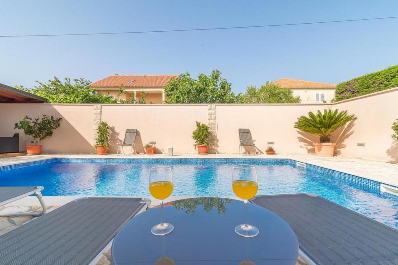 Odesa With Shared Pool * Zadar