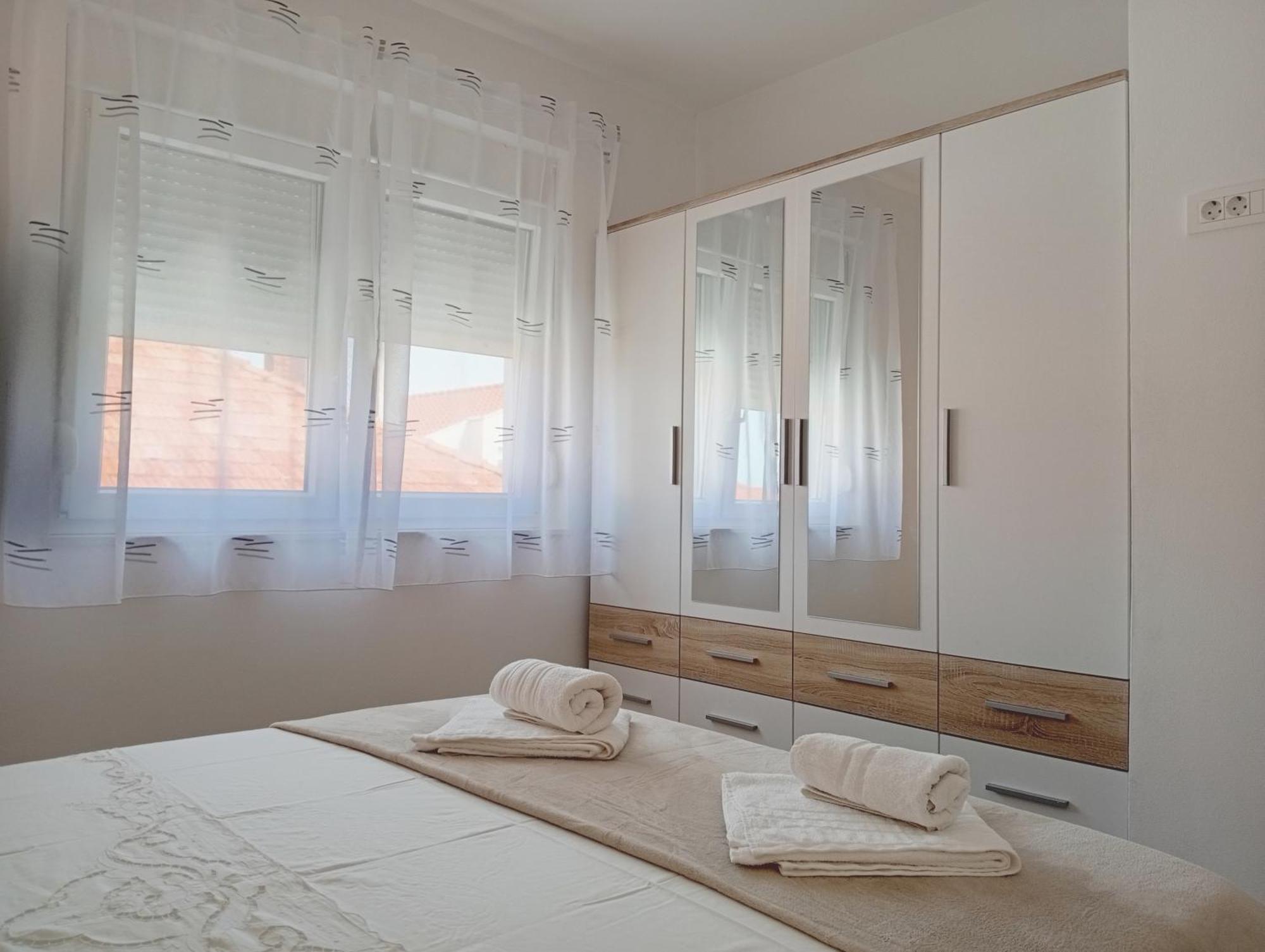 Apartment Odesa With Shared Pool *