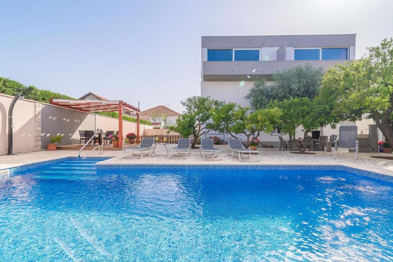 Odesa With Shared Pool *