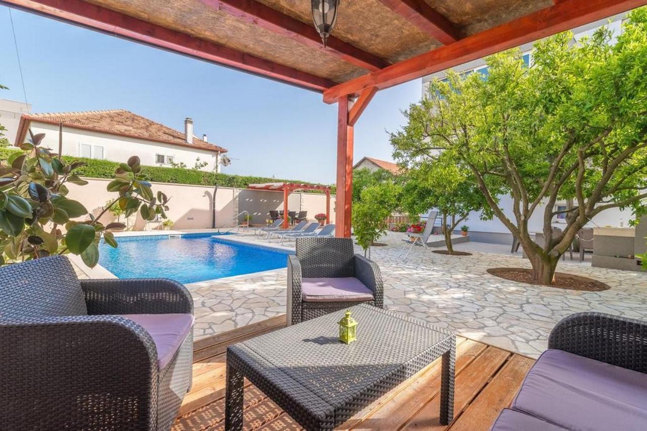 Odesa With Shared Pool