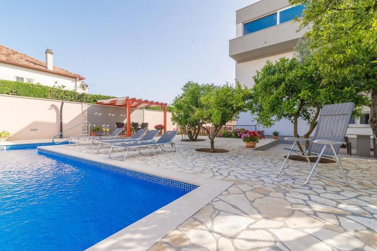 Odesa With Shared Pool * Zadar