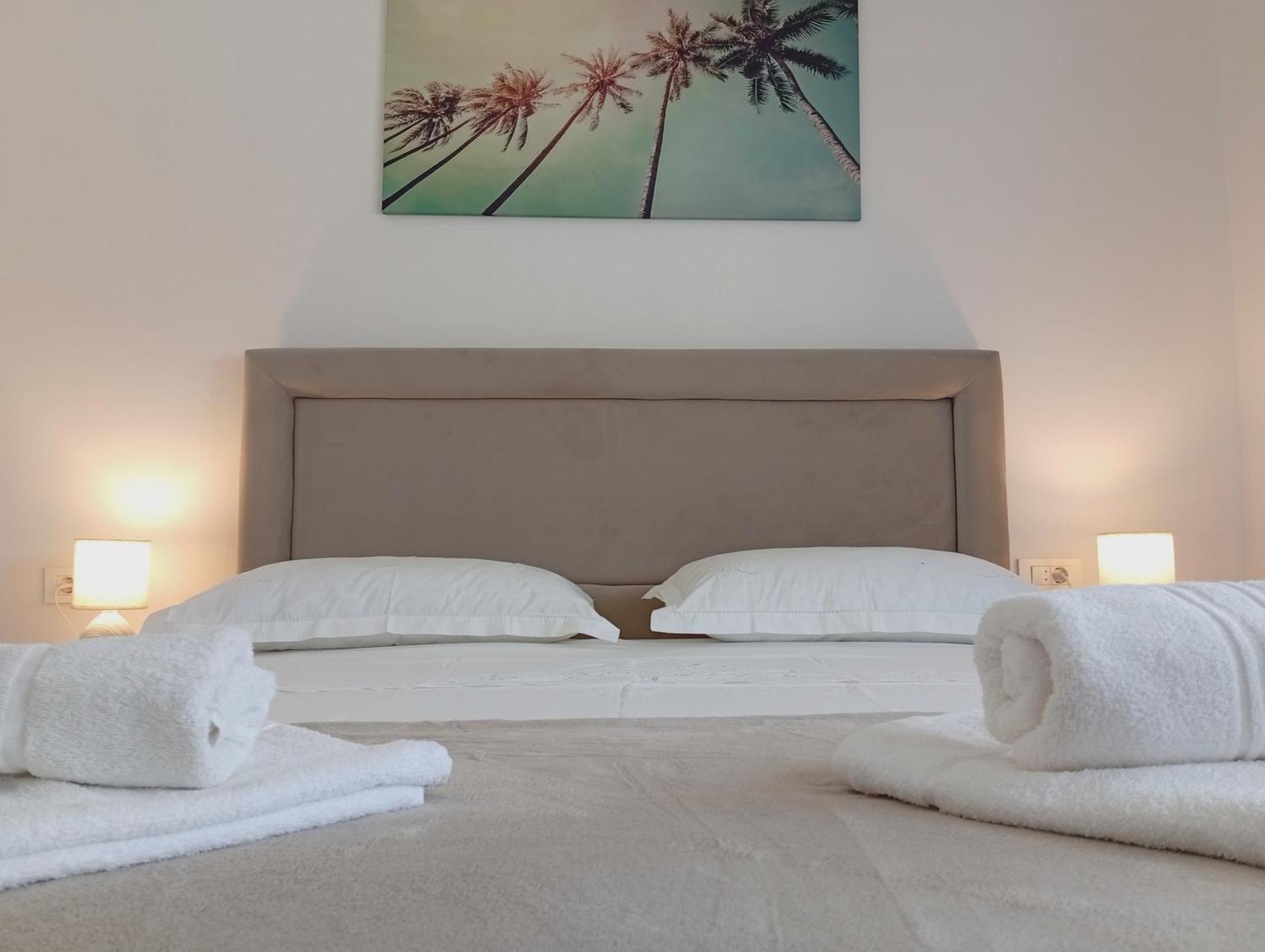 Apartment Odesa With Shared Pool *